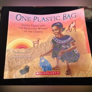 📖 Scholastic📖 One Plastic Bag